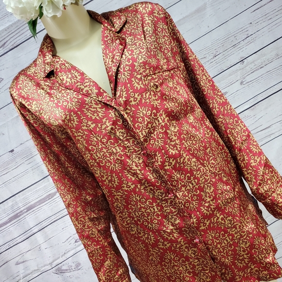 private luxury medium button shirt ( 5 for $20 ) - Picture 5 of 8